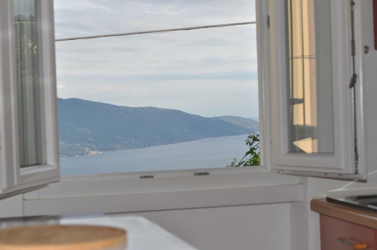 Holiday Home Near Monte Baldo In Tremosine Sul Garda エクステリア 写真